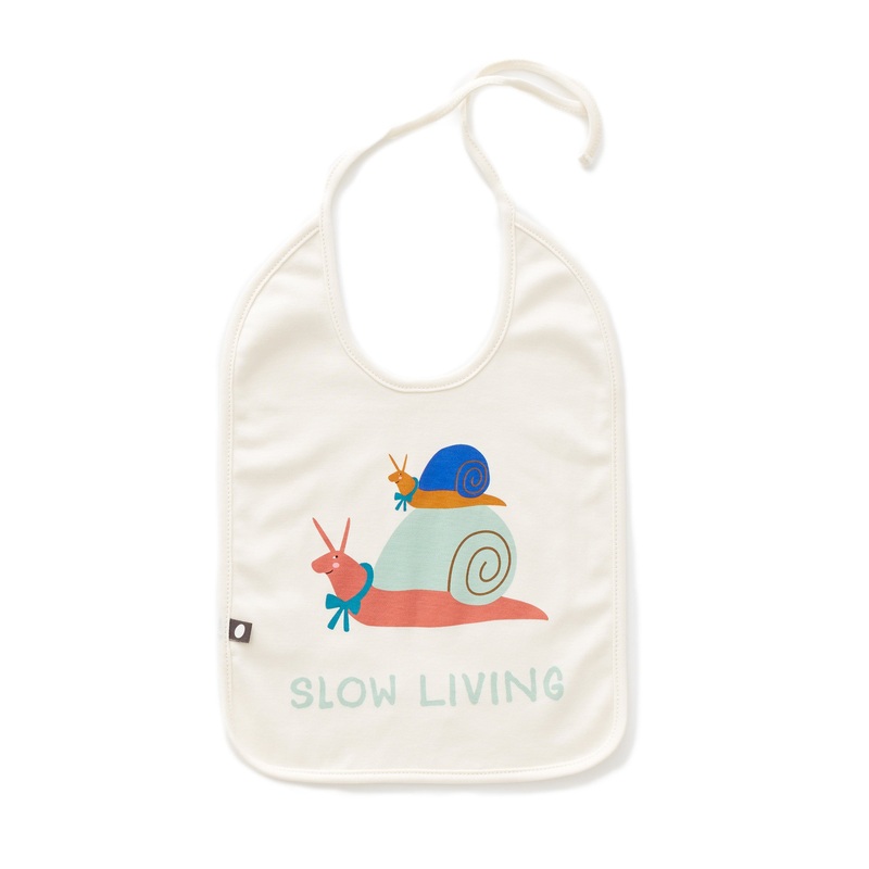 Oeuf Large Bib White/Blue Slow Living