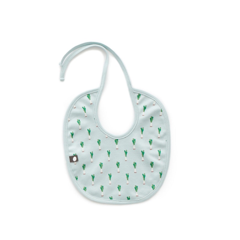 Oeuf Small Bib Leek Print OS