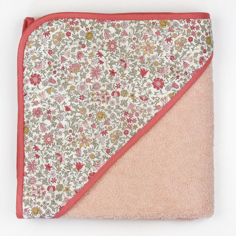 Barnabe aime le caf Bath Towel Elena