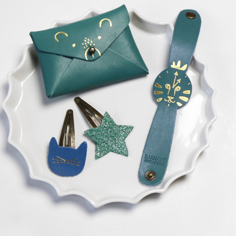 Barnabe aime le caf Lion Watch Paon