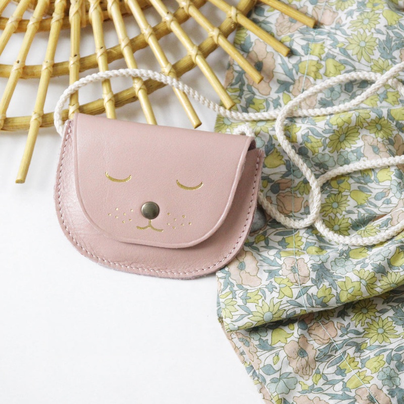 Barnabe aime le caf Kitty Bag Sugar