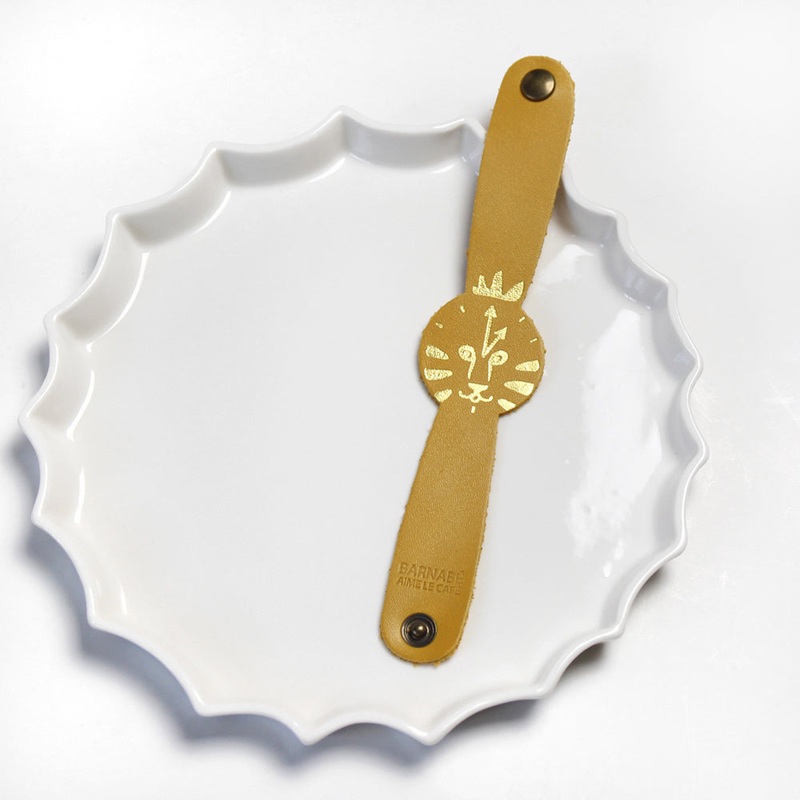 Barnabe aime le caf Lion Watch Safran