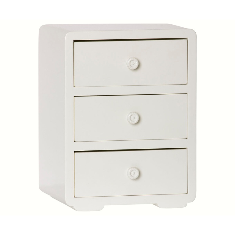 Maileg Dresser