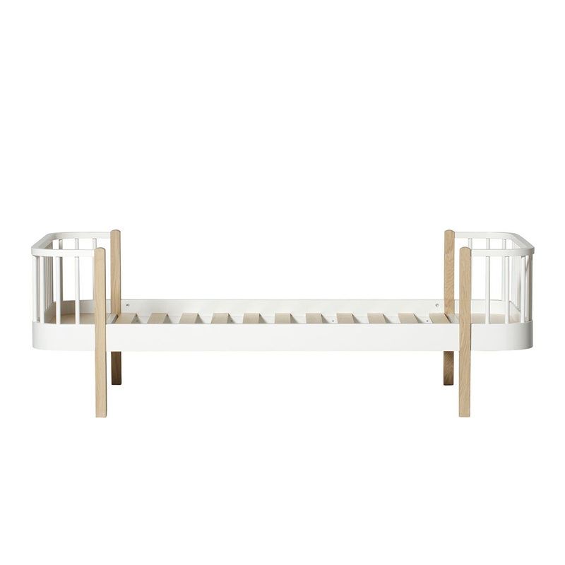 Oliver Furniture Wood Bed White/Oak