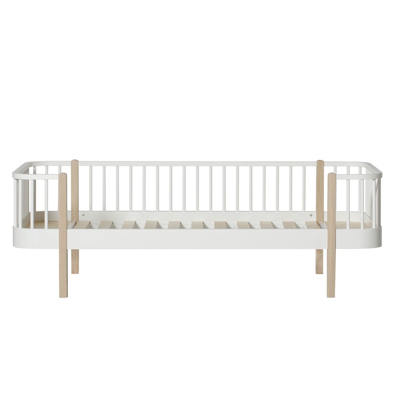 Oliver Furniture Wood Day Bed White/Oak (Pre-Order; Est. Delivery in 6-10 Weeks)