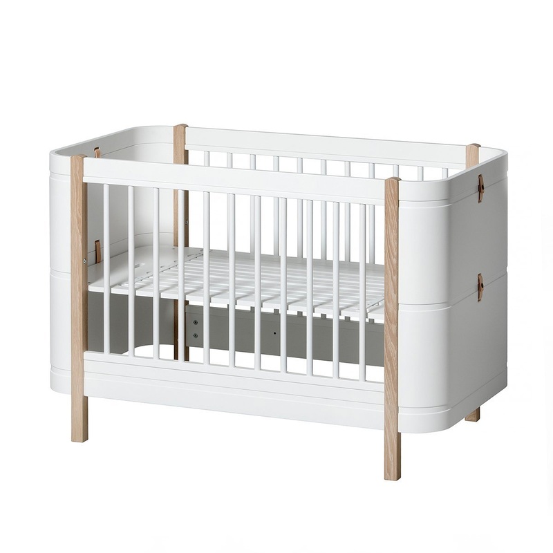 Oliver Furniture Wood Mini+ Cot Bed (With Junior Conversion Kit) - White/Oak (Pre-Order; Est. Delivery in 6-10 Weeks)