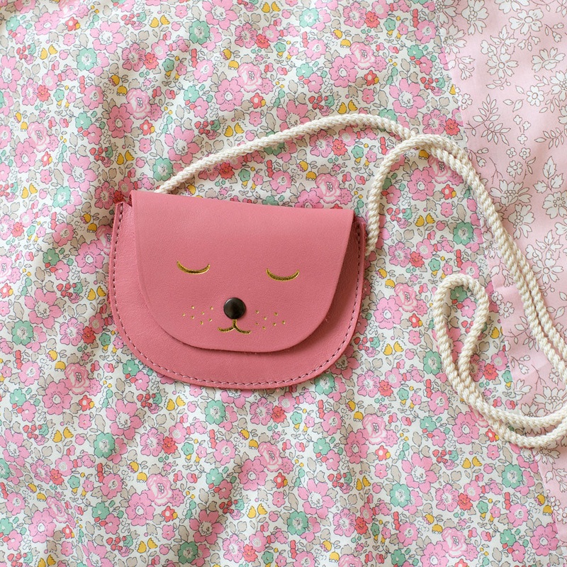 Barnabe aime le caf Little Bag Minette Litchi