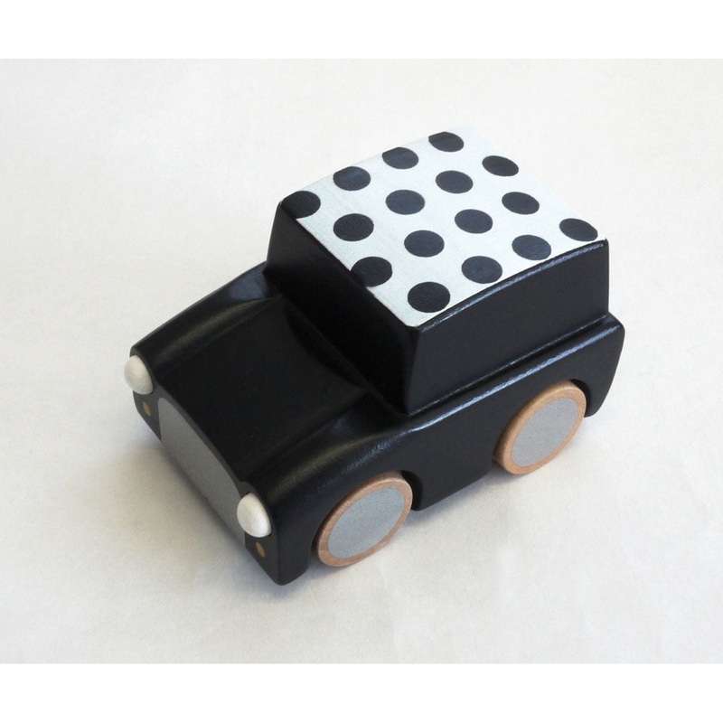 kiko+ & gg* Kuruma Classic Wooden Wind Up Car Dots/Black