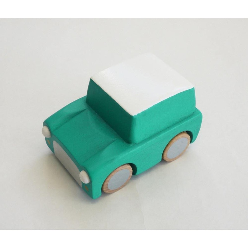 kiko+ & gg* Kuruma Classic Wooden Wind Up Car Green