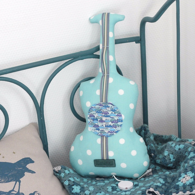 Barnabe Musical Guitar