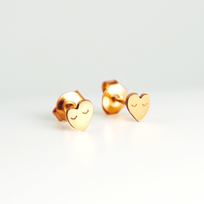Adorabili Hearts Earrings - Gold